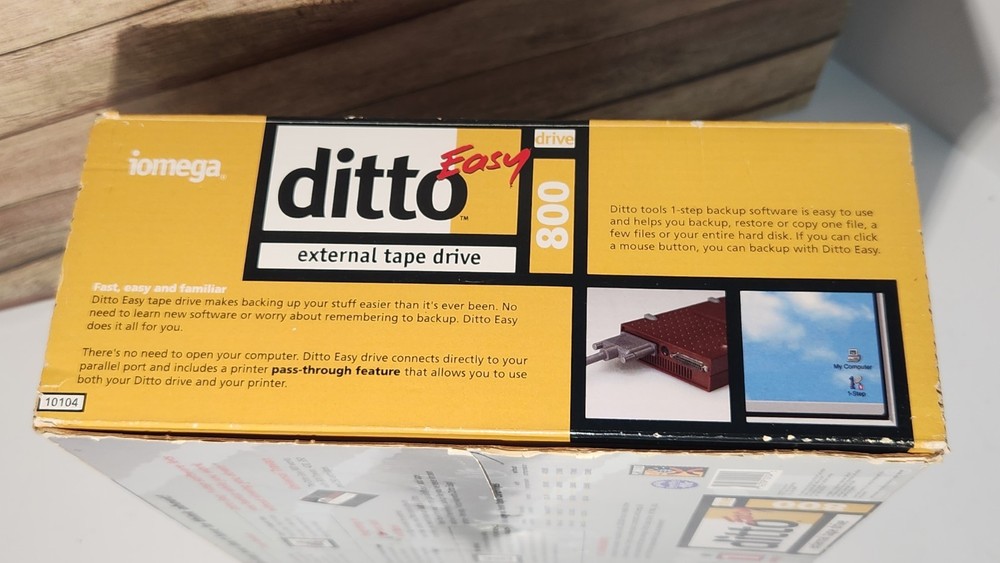 Iomega Ditto Easy 800 External Tape Drive