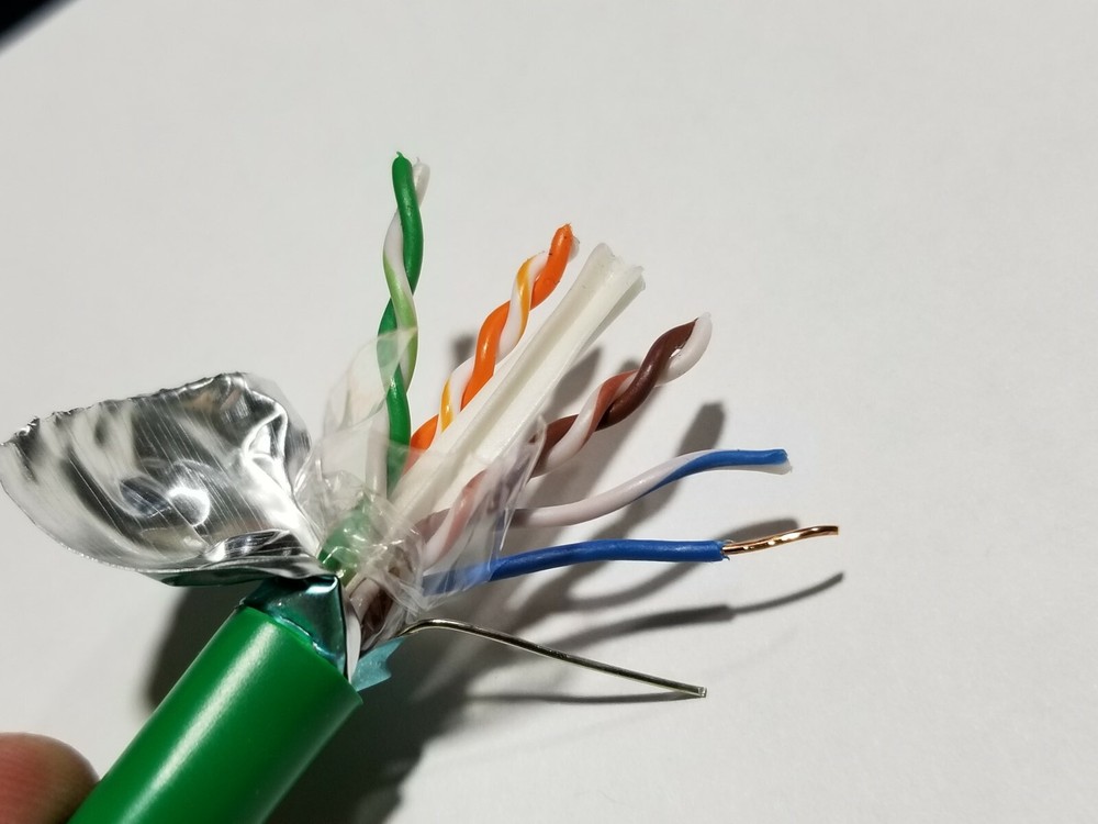 Commscope CS34R 23/4P Cat6 F/UTP WebTrak Riser Shield Network Cable Green /100ft