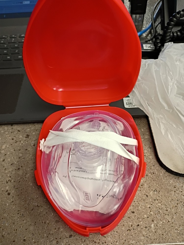 15 CPR Pocket Masks