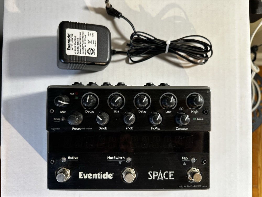EVENTIDE SPACE REVERB PEDAL, MULTI-EFFECT, with POWER SUPPLY