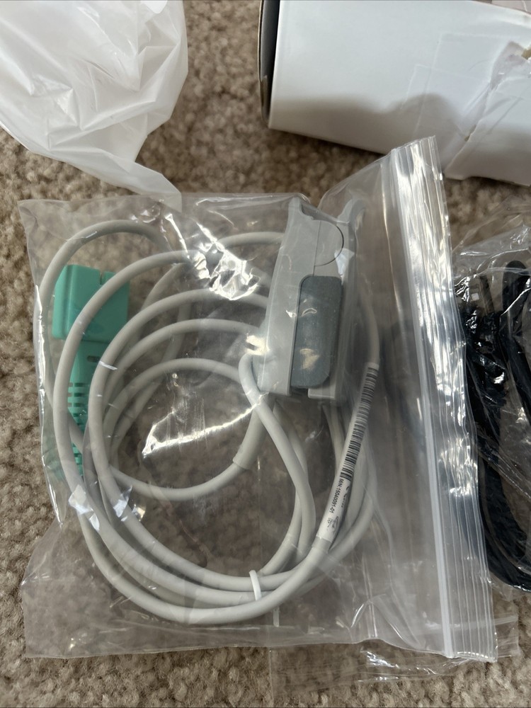 Shenzhen Handheld Pulse Oximeter Blood Oxygen Meter Barely Used!