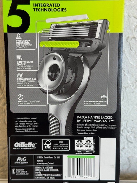 GilletteLabs Value Pack Razor Handle + 5 Blade Refills + Shower Hanger