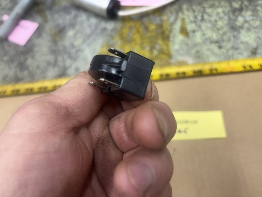 KINTERA REFRIGERATOR KGD23R-LH Starter