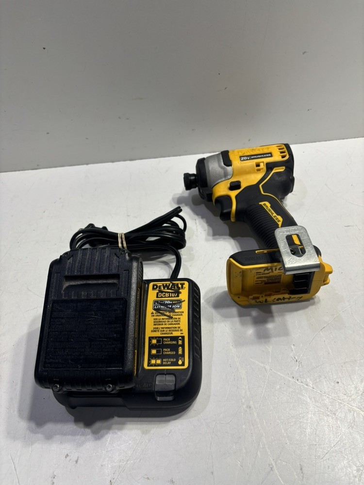 DEWALT DCF809 (P11028112)