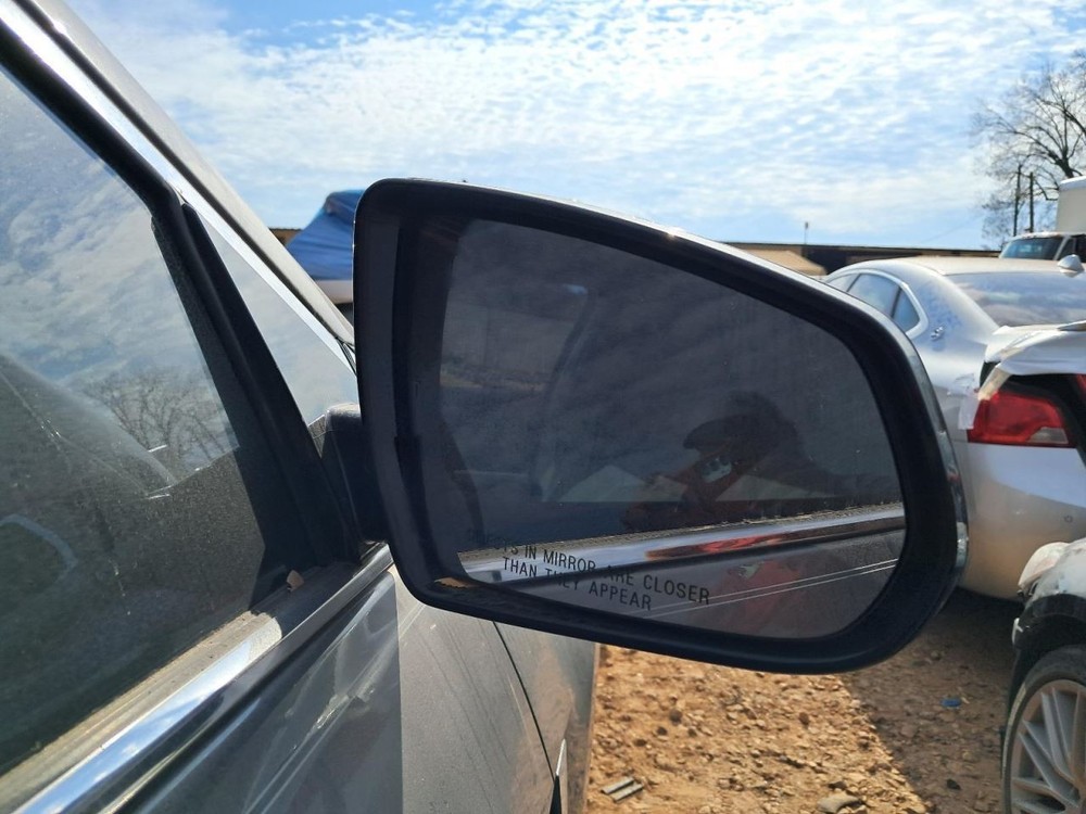 SRX 2011 Glove Box 4875330