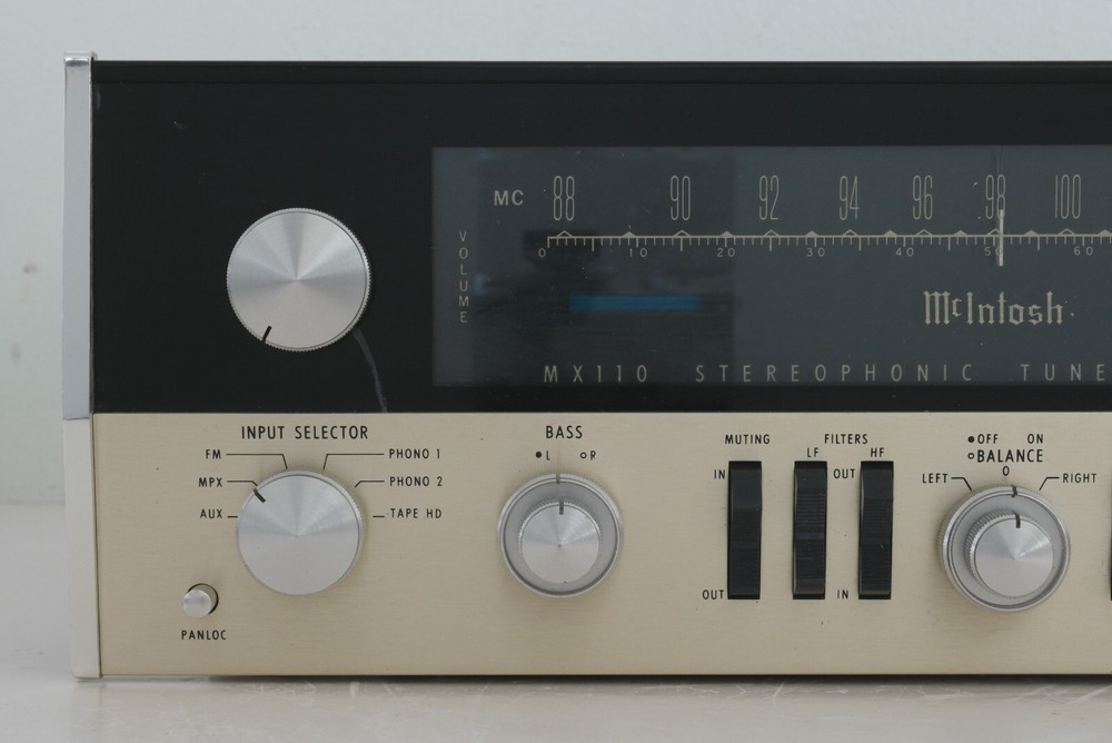 McIntosh MX110Z Stereo Tuner Preamplifier