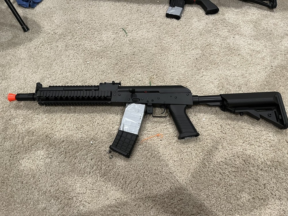 lancer tactical airsoft Ak 47