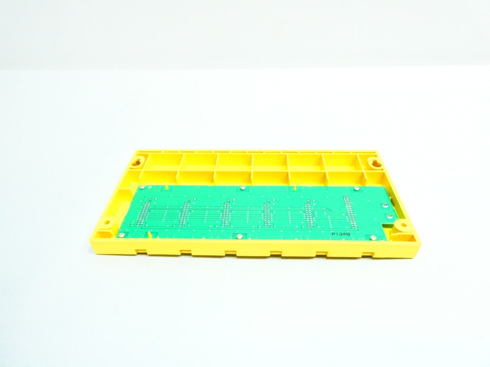 Fanuc A03B-0819-C002 Rack Chassis Module