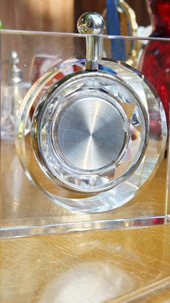 Shannon Crystal Clock Timepiece Desk Clock Hangings Display *Untested