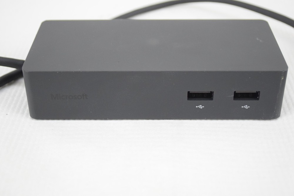 Microsoft 1661 Docking Station