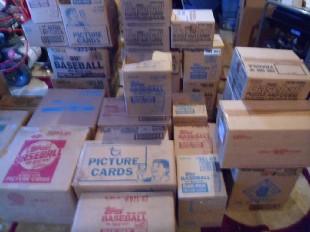 120 Cards From Unopened Old Baseball Packs!! FREE Mickey Mantle Card Per Lot!!