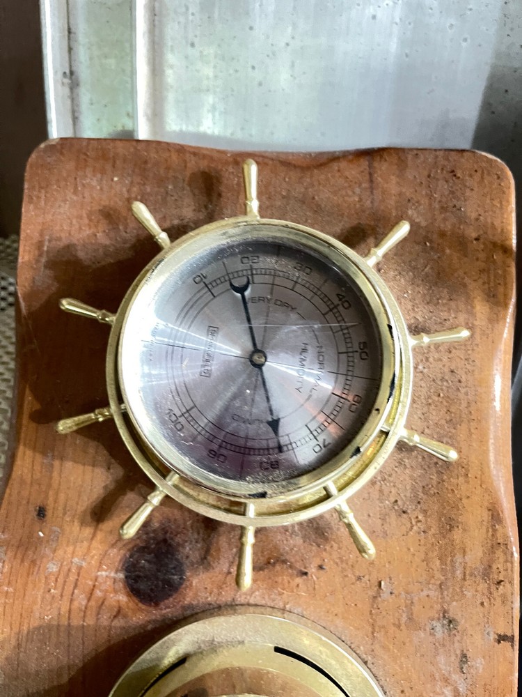 Weather Station with Barometer, Thermometer, Hygrometer
