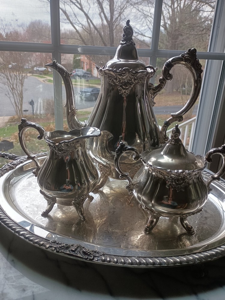 WALLACE BAROQUE SILVERPLATE 4 PIECE COFFEE SET INCLUDING TRAY