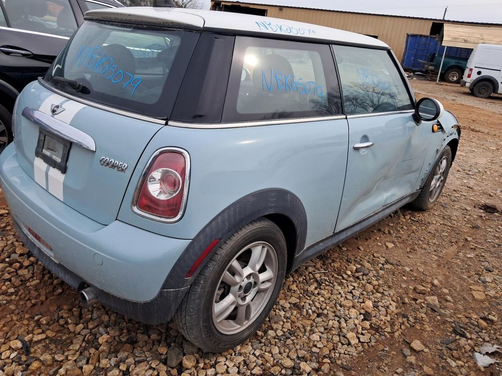 MINI 1 2012 Glove Box 4883979