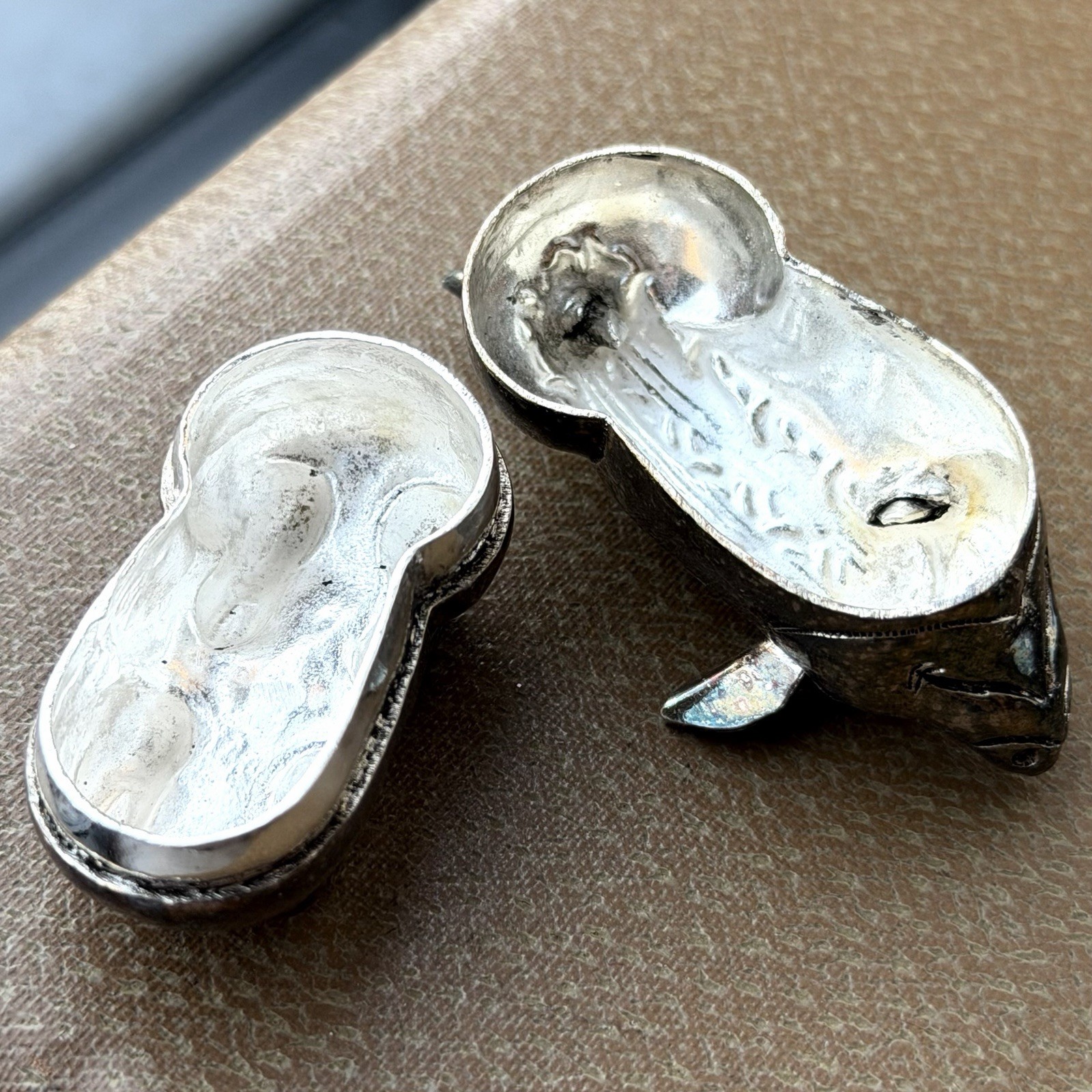 Antique Cambodian Silver Ornate Betel Nut Pig Box "t90" Stamped 31g Grams