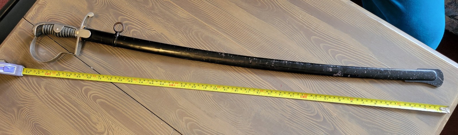 WWI German Presentation Artillery Officer's Sword, Rose Motif