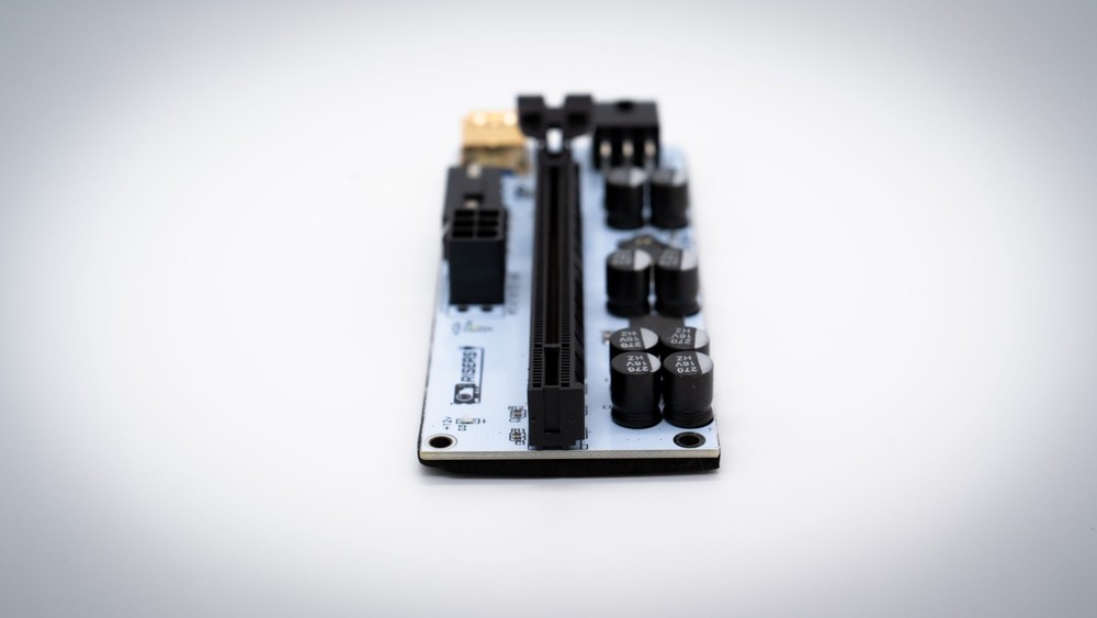 GPURISERS GPU RISERS 8 CAPACITOR 6 PACK RISERS PCI-E Board