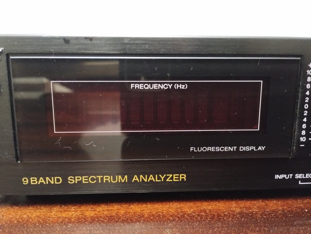 Sony SEQ-910 Graphic Equalizer / 9 Band Spectrum Analyzer