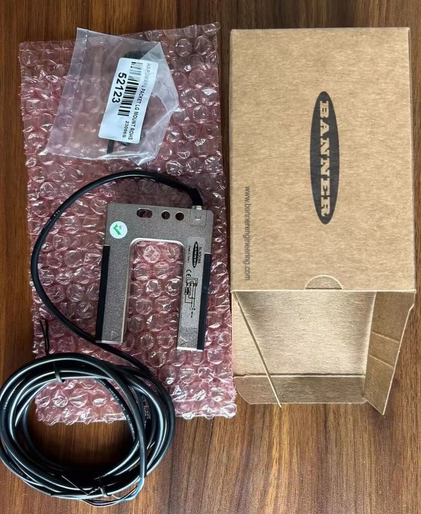 NEW BANNER SLM30B6 sensor Fast Shipping