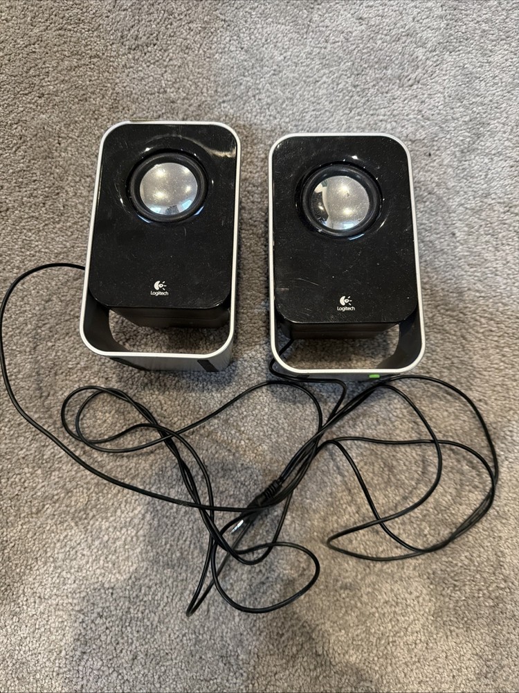 Logitech LS11 Powered Speakers For Computer PC / MP3 / Phone 3.5mm Jack