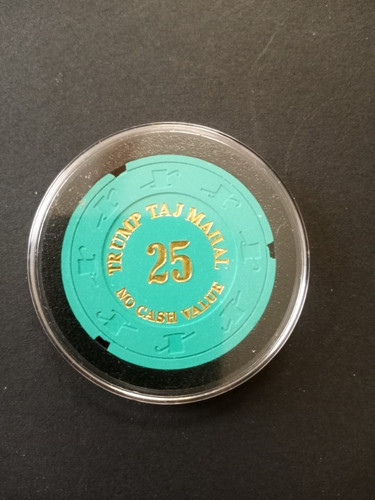 TRUMP TAJ MAHAL SET OF 5 NCV CHIPS
