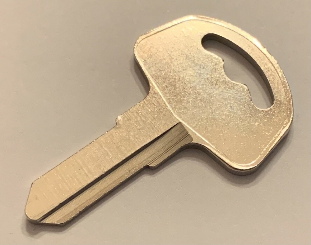 Suzuki Motorcycle keys Cut to Code spare replacement key codes 301-499 Short key