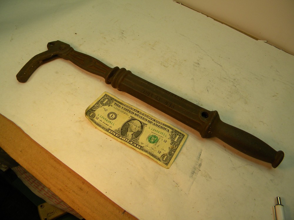 Vintage Crescent no. 56 Nail Puller; Carpentry, Remodeling, Demolition, Framing
