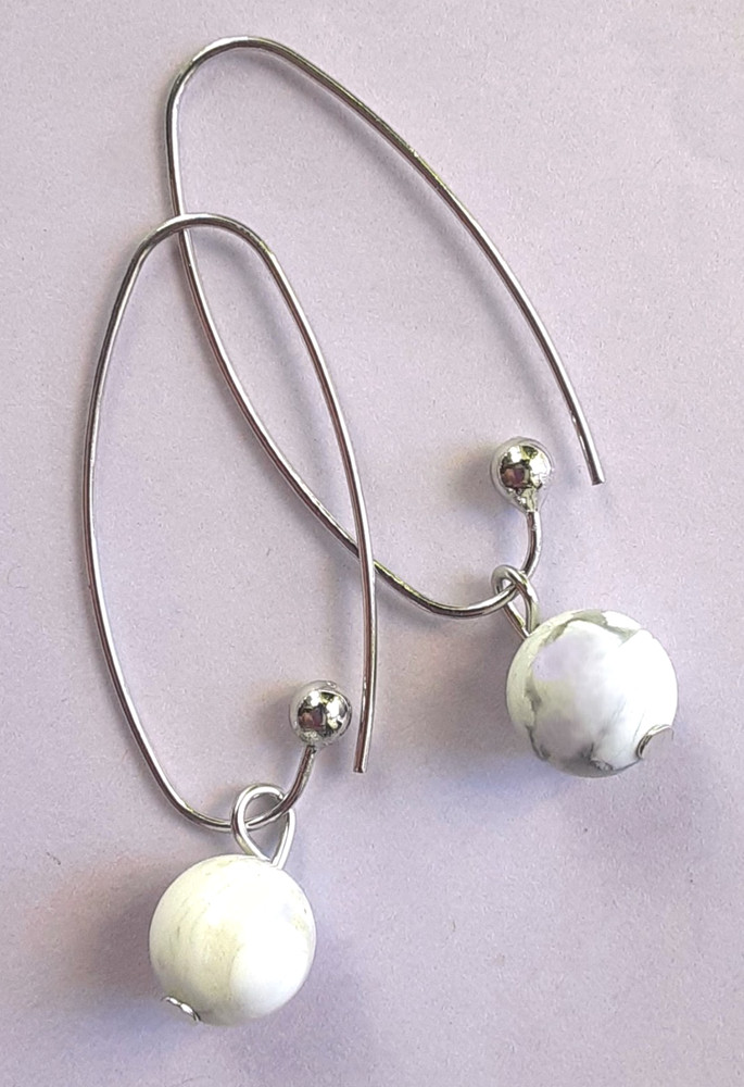 WHITE HOWLITE GEMSTONE dangle earring SP OVAL WIRE #N25