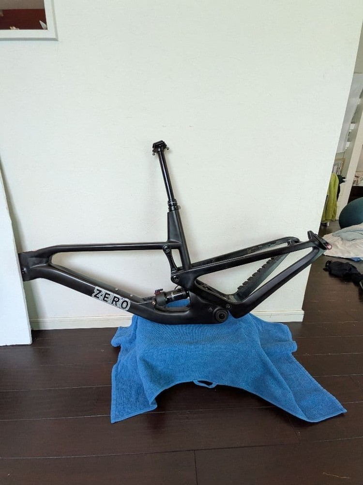 VPP Carbon Frame Medium Deluxe Select Plus Dropper Included