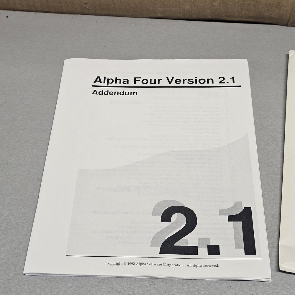 Alpha Four Version 2.1 Database Software Floppy Disk Manuals Tape Complete