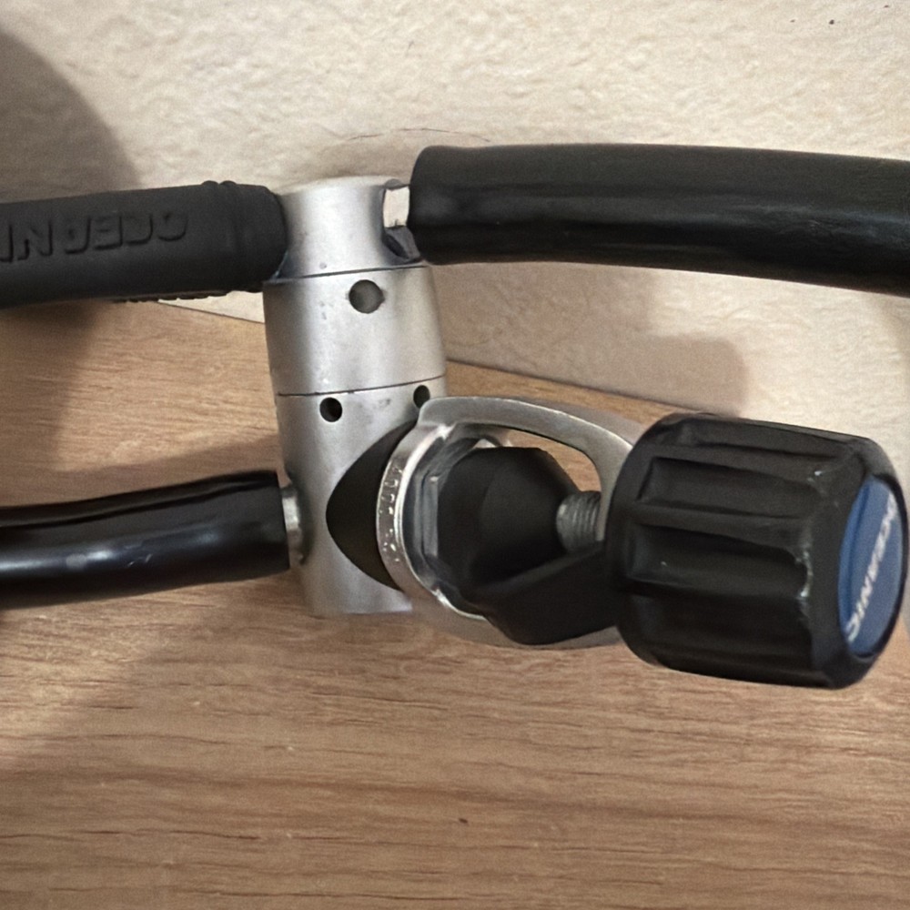 US Divers / Aqua Lung Matrix Pivot Gauge Console Scuba Diving Computer