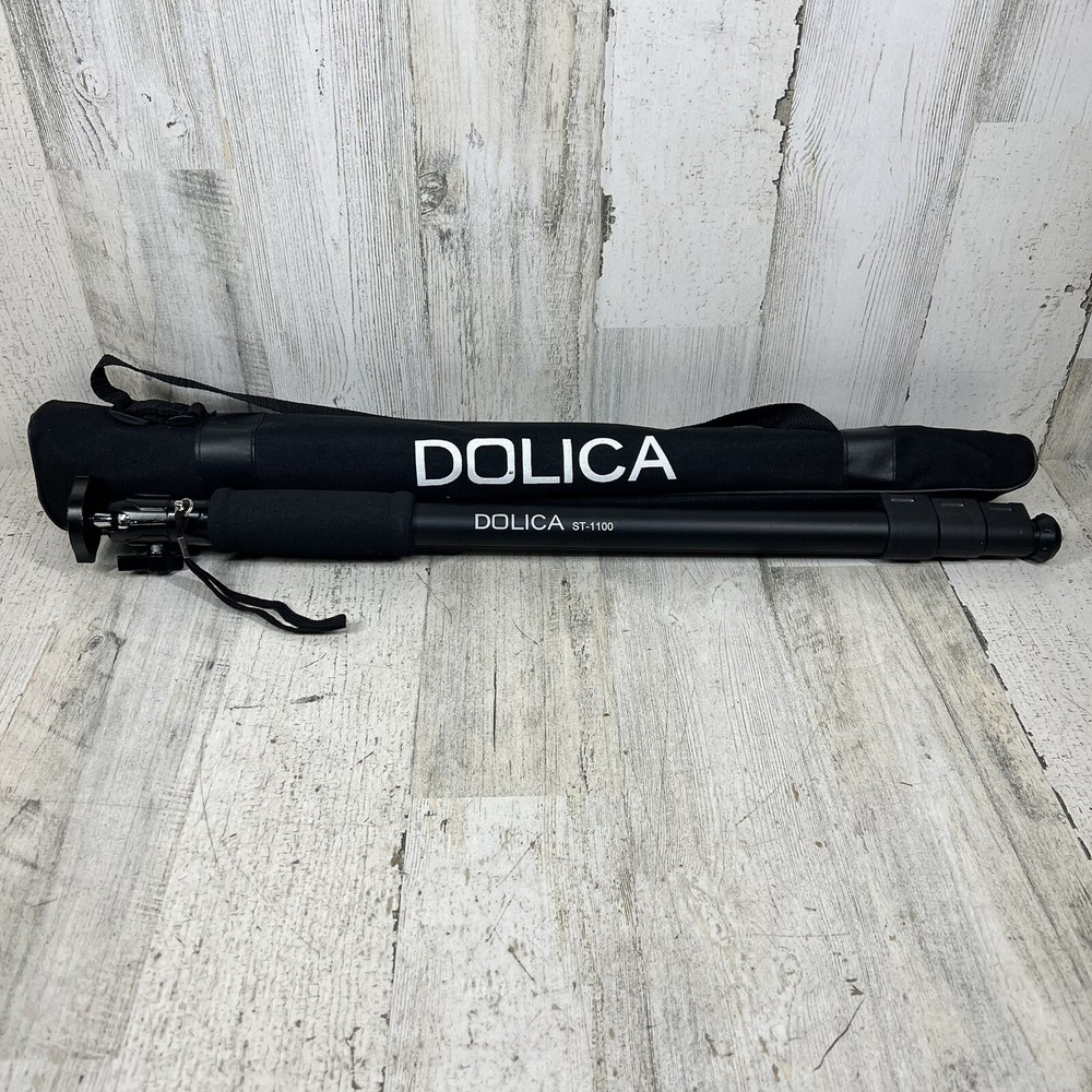 Dolica ST-1100 68" Lightweight Camera Monopod w/ Case