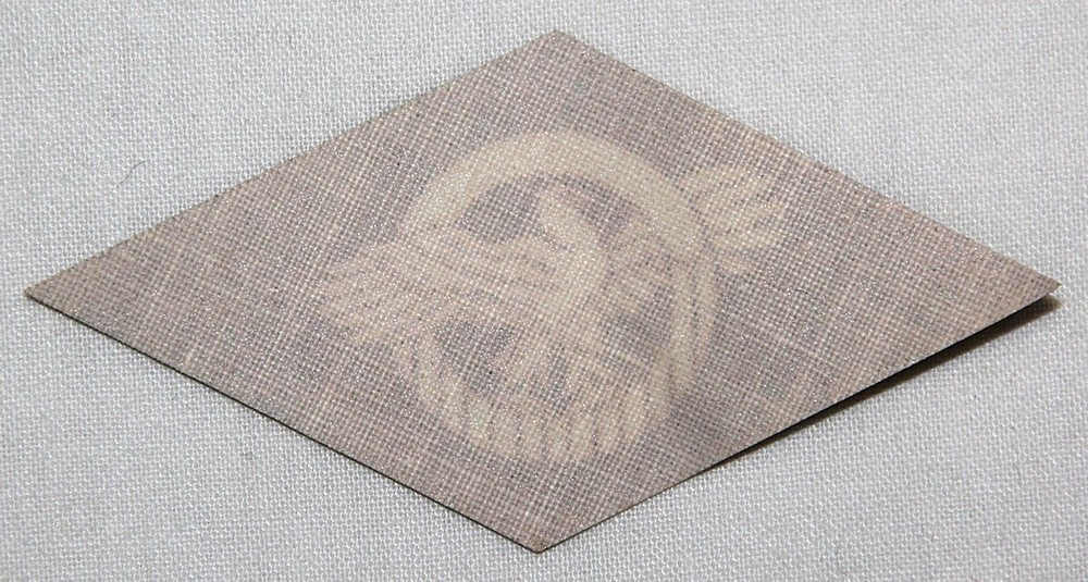 ORIGINAL, UNISSUED WWII "RUPTURED DUCK" DISCHARGE EAGLE