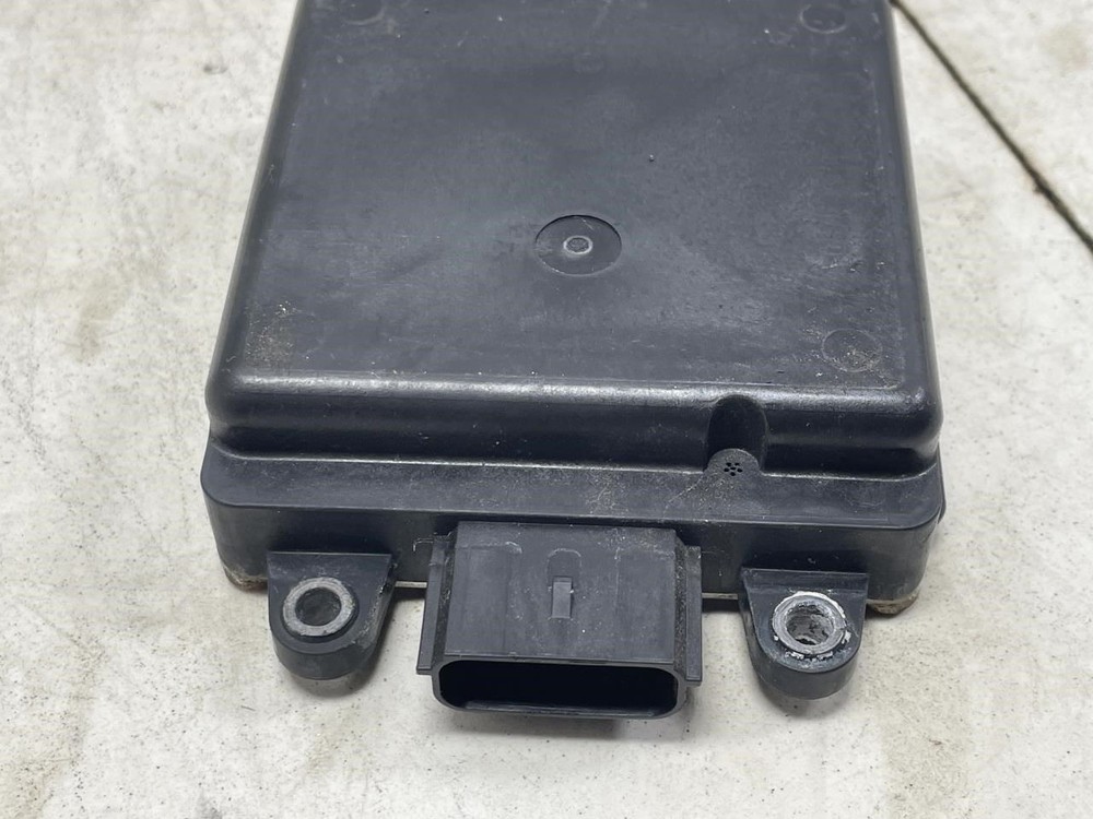 2015 JEEP GRAND CHEROKEE REAR BLIND SPOT RADAR SENSOR MODULE OEM