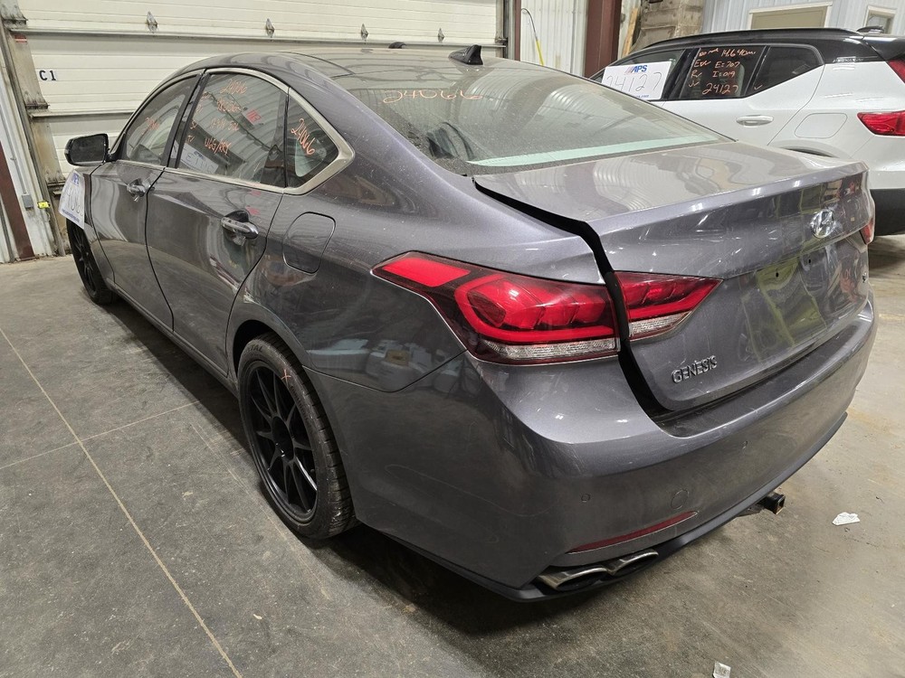 Used Blind Spot Detection System Warning Control Module fits: 2015 Hyundai Genes