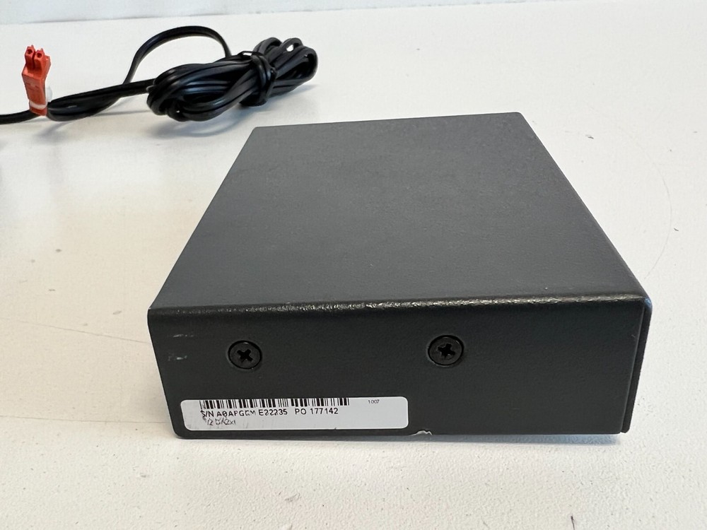 LL9: EXTRON P/2 DA2xi Distribution Amplifier w/ Power Supply