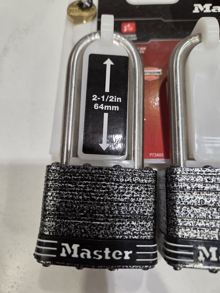 20 PACK Keyed Alike MasterLock Outdoor Security Level 8 Padlocks