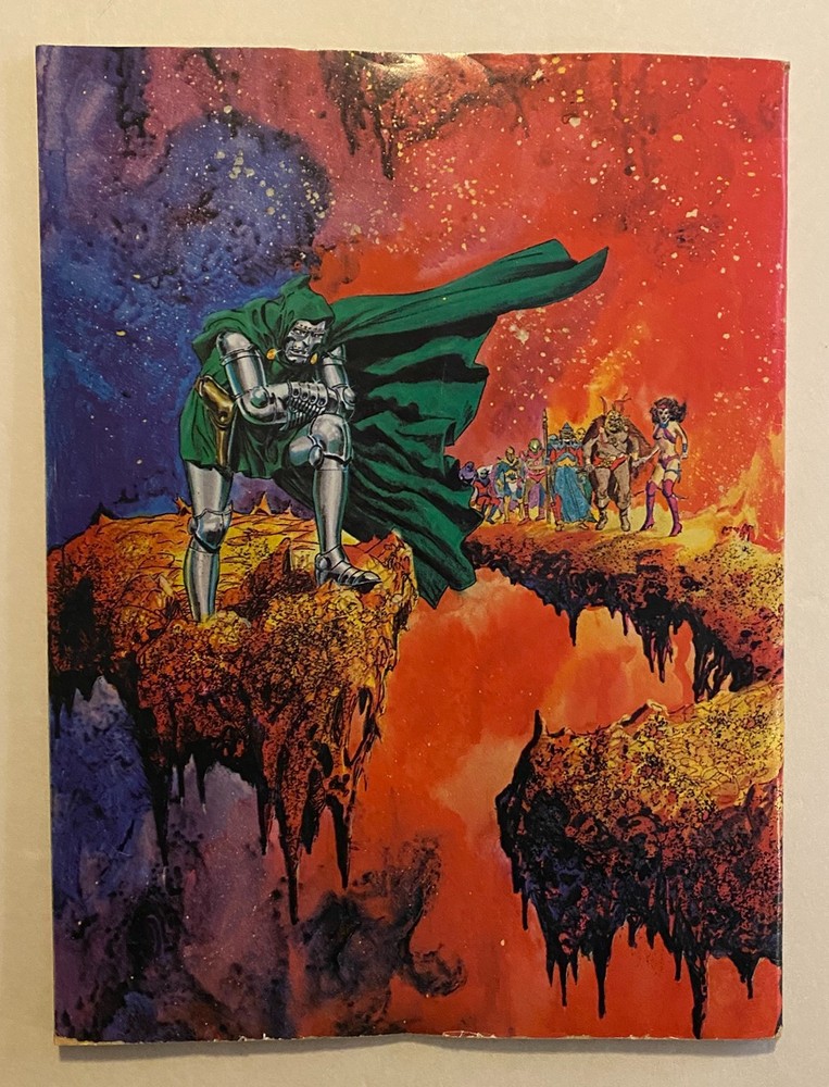 KISS 1977 Marvel Comic Book - Ungraded - Printed in KISS Blood! Great Graphics!