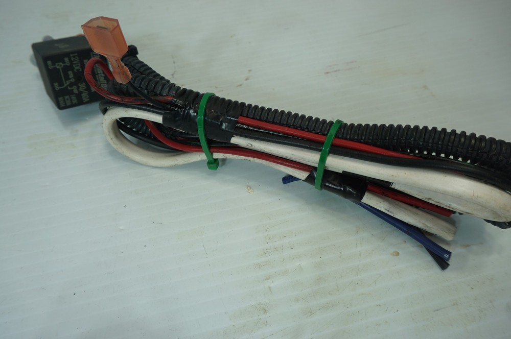 Vehicle Wire harnesses ( Whelen ) ( Galls ) Tremco Mobile Vision Cables