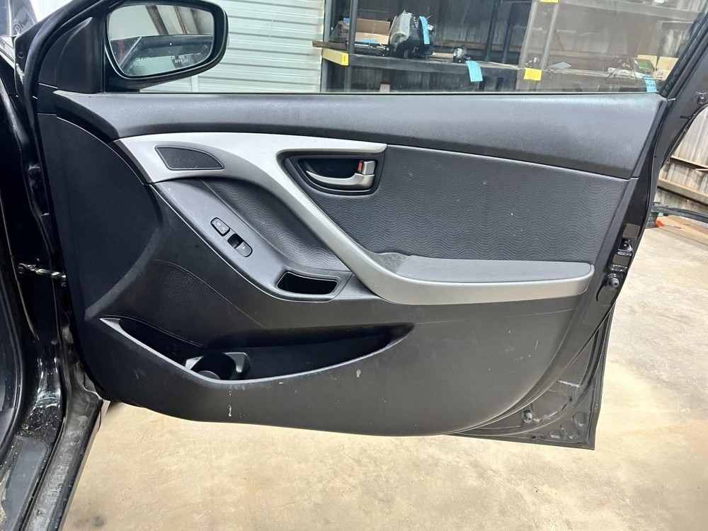 ELANTRA   2013 Fuse Box Cabin 104780221