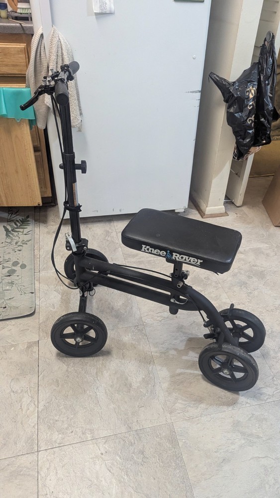 Knee Scooter for Limited Mobility