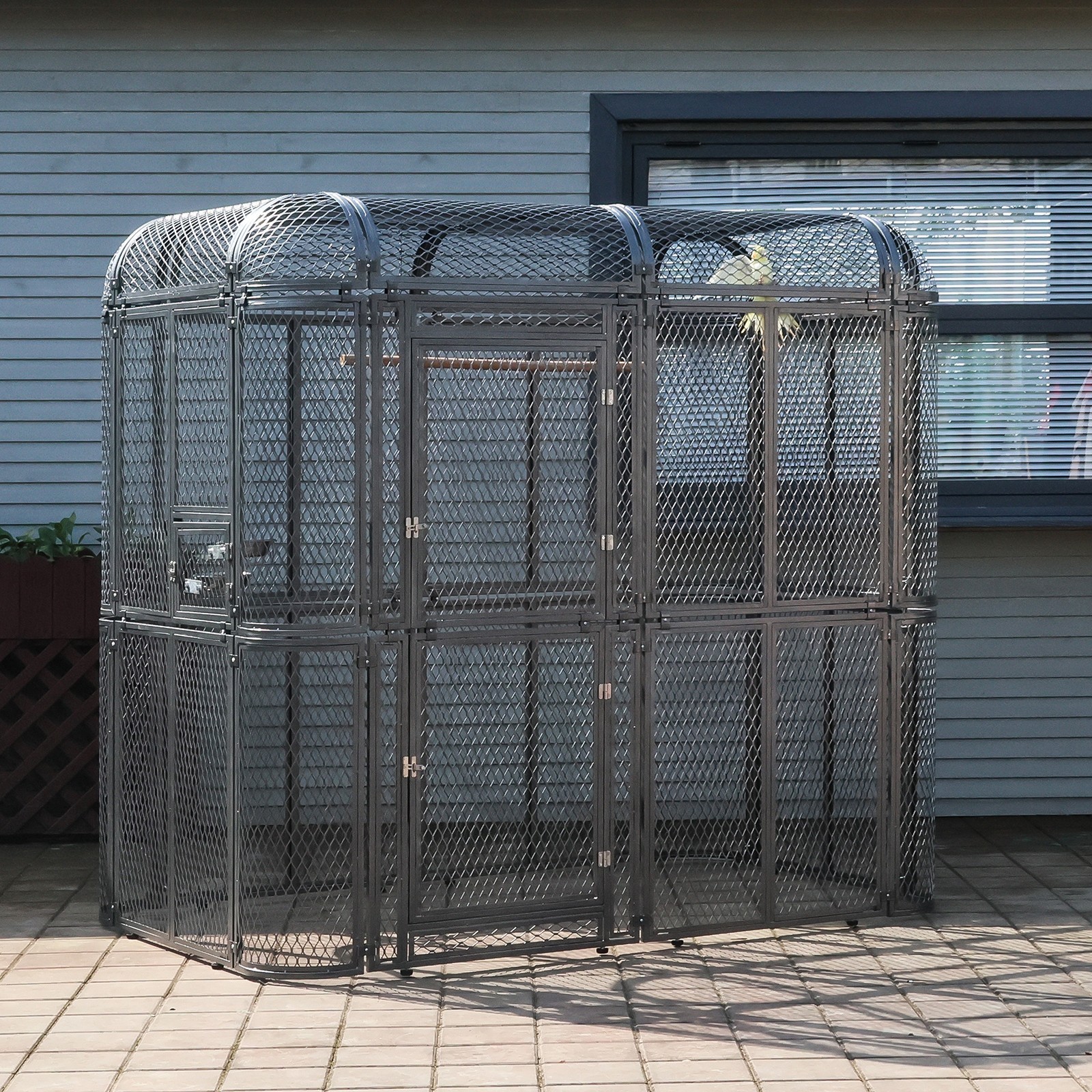 Large Walk-in Bird Cage Aviary for Parrot Macaw Finch Outdoor Metal Enclosure