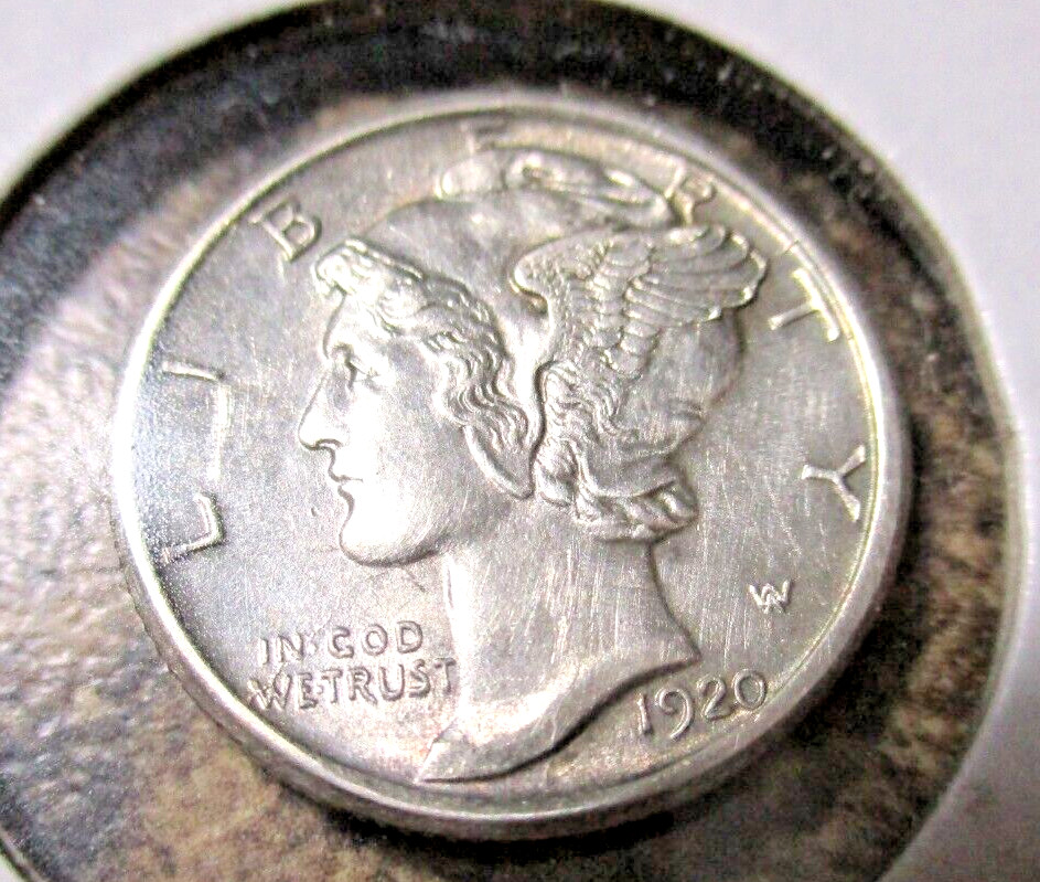 1920-D MERCURY DIME CHOICE AU/UNC SPLIT BANDS BBB