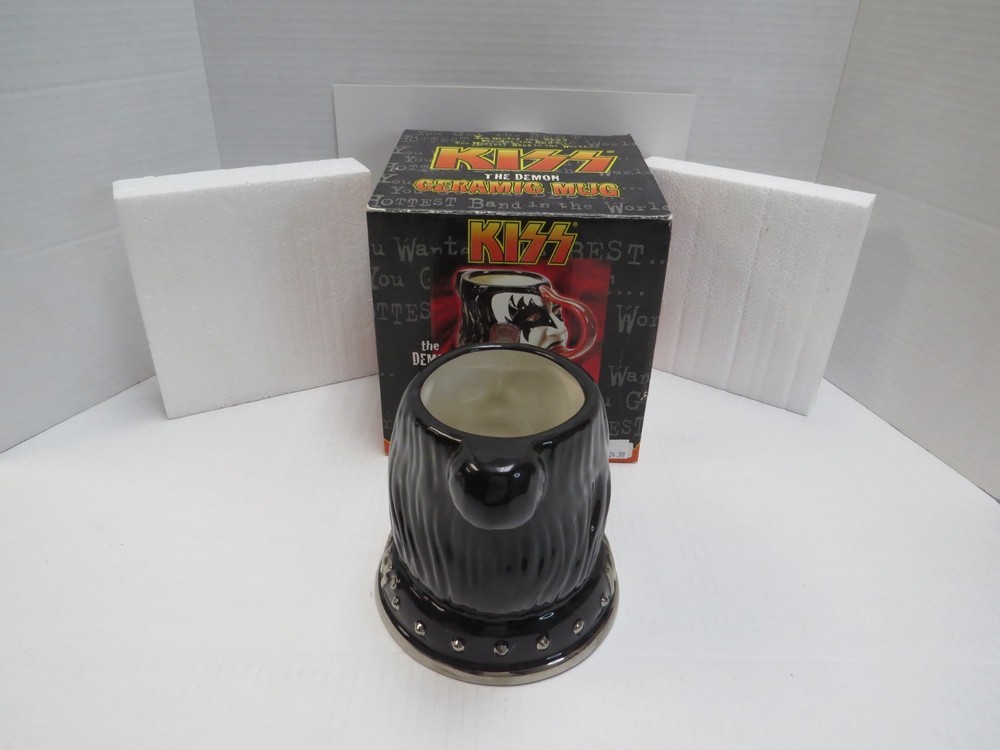 KISS GENE SIMMONS CERAMIC MUG - THE DEMON