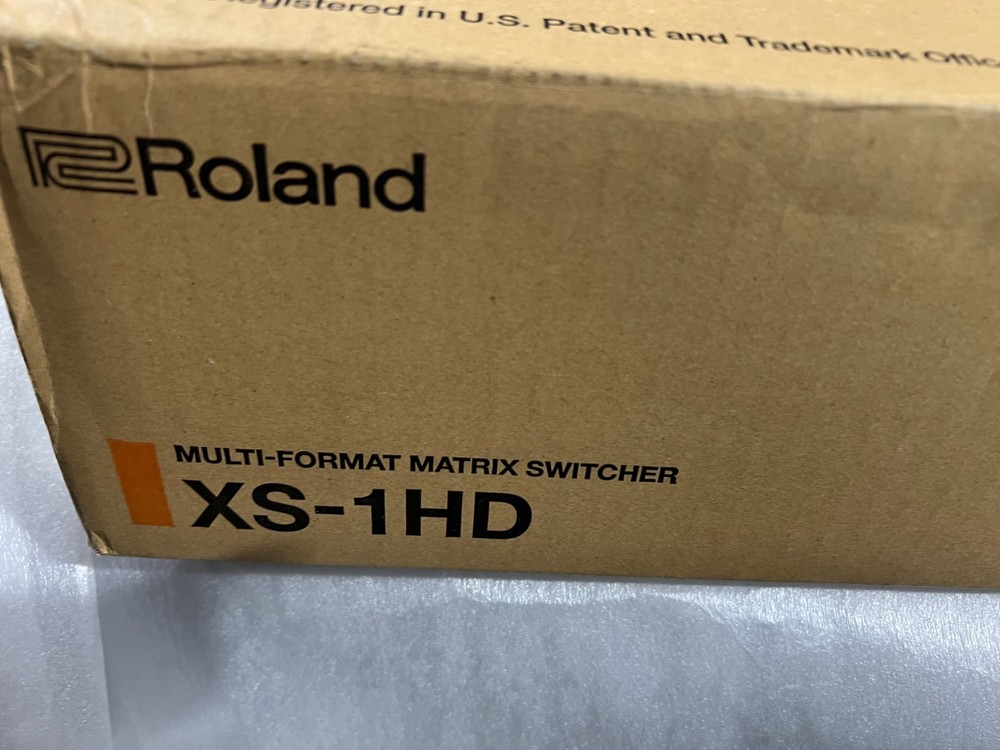 Roland XS 1HD Multi Format Matrix Video Switcher