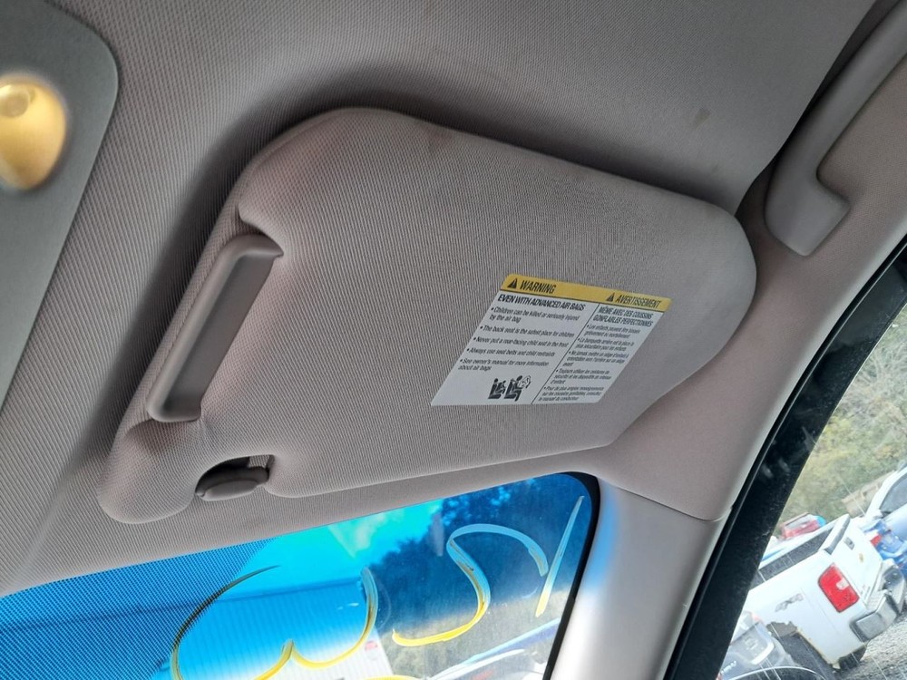 PATHFINDR 2015 Glove Box 4847070