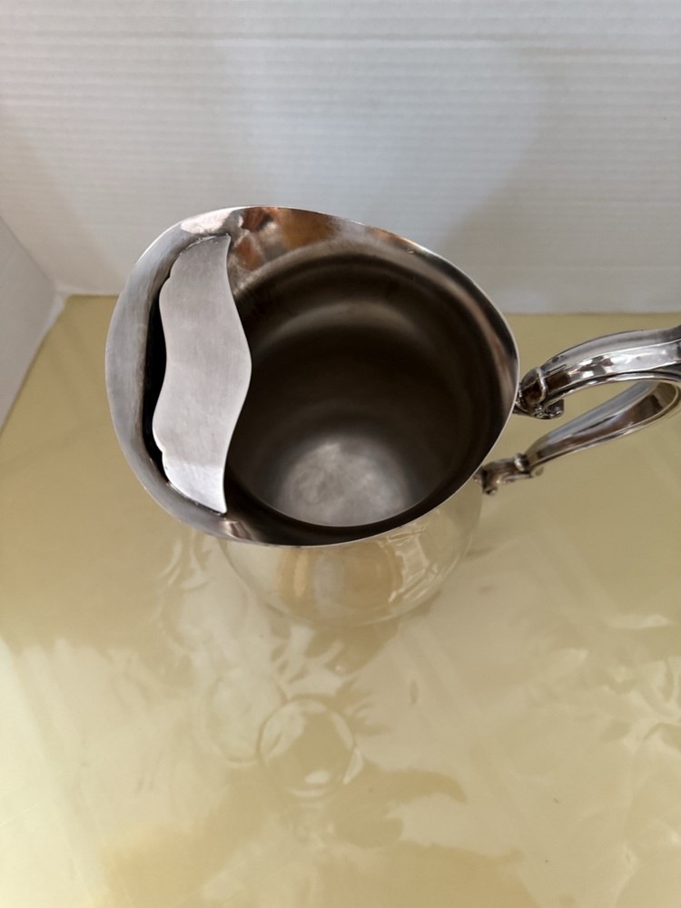 Silver plated Water Or Liquid Server