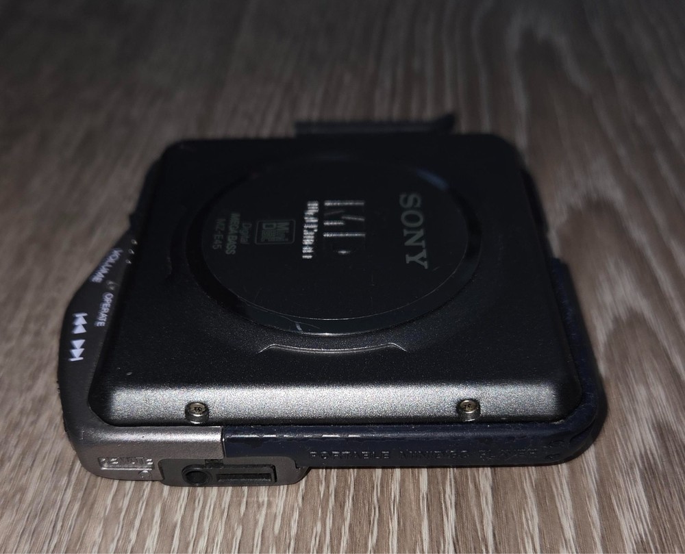 Sony MZ-E45 MD Walkman Portable Player - Tested Working - Please READ