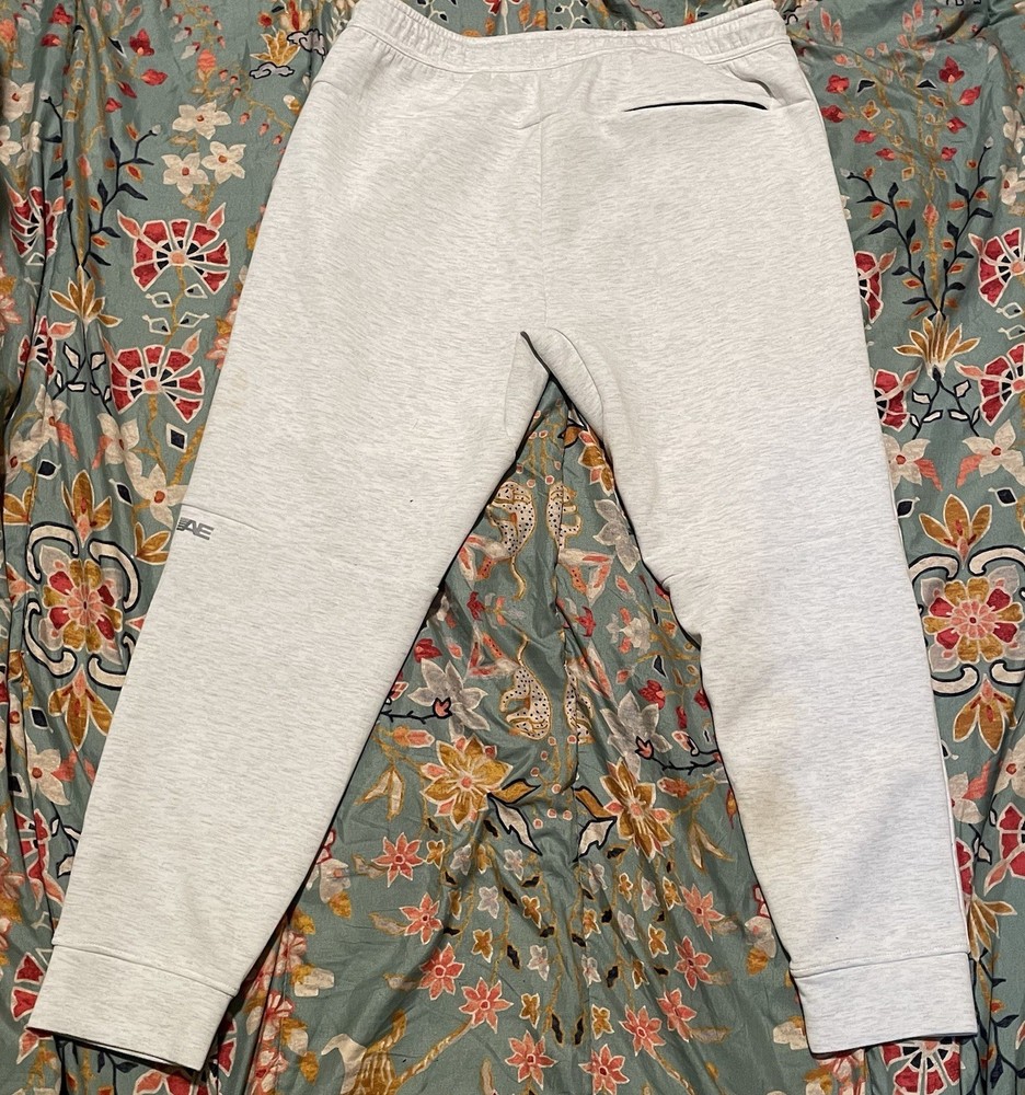 Men’s AMERICAN EAGLE Sweatpants Size Large