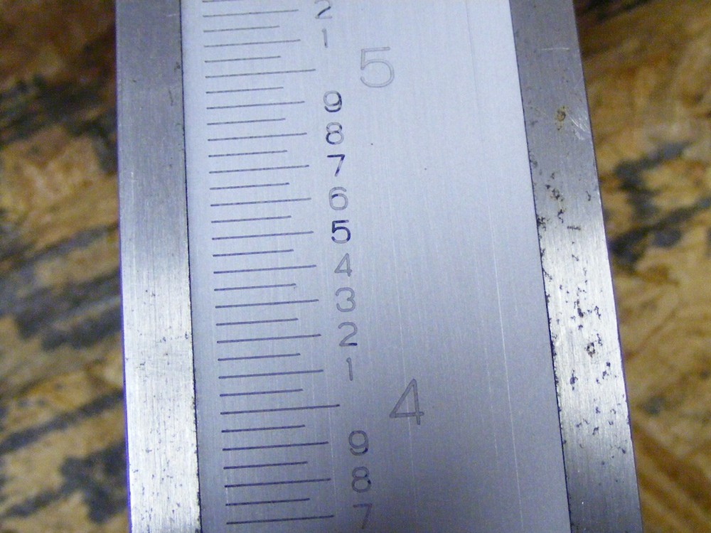 Mitutoyo 18" Vernier Height Gage (zz)
